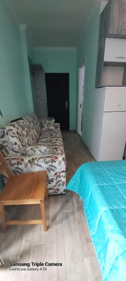 Студия Радуга У Моря Колхида Batoumi Extérieur photo