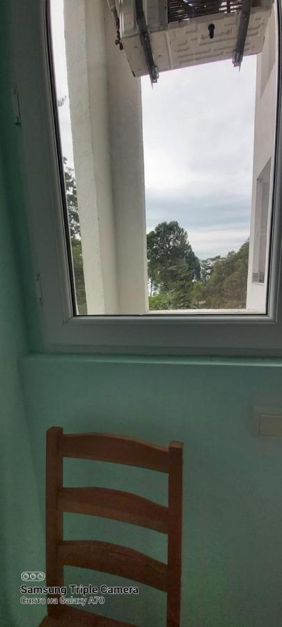 Студия Радуга У Моря Колхида Batoumi Extérieur photo