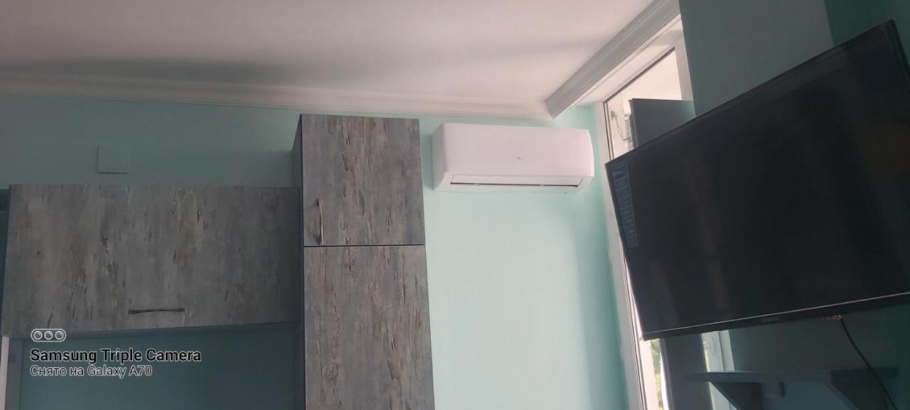 Студия Радуга У Моря Колхида Batoumi Extérieur photo