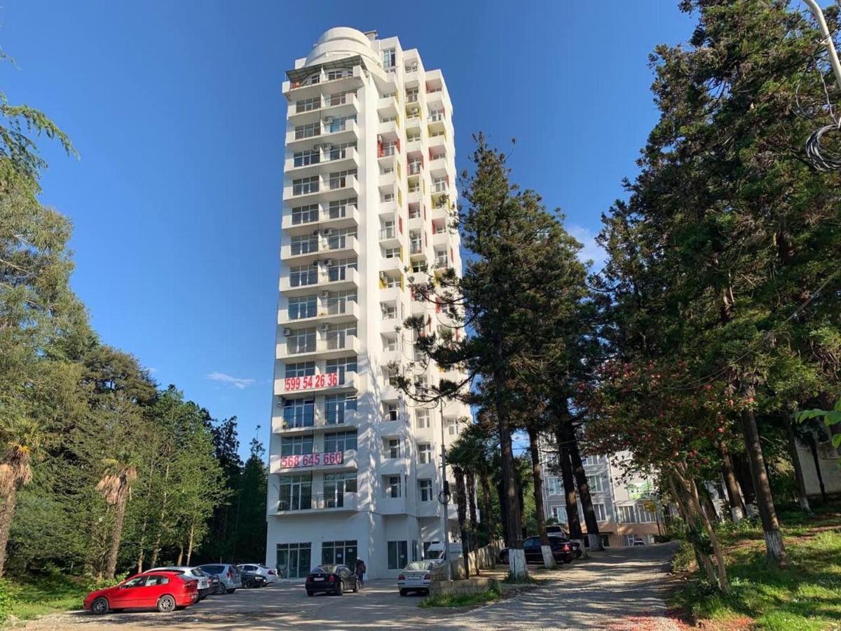 Студия Радуга У Моря Колхида Batoumi Extérieur photo